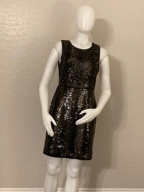 Vince Camuto Sleeveless Sequins Party Dress Size 6